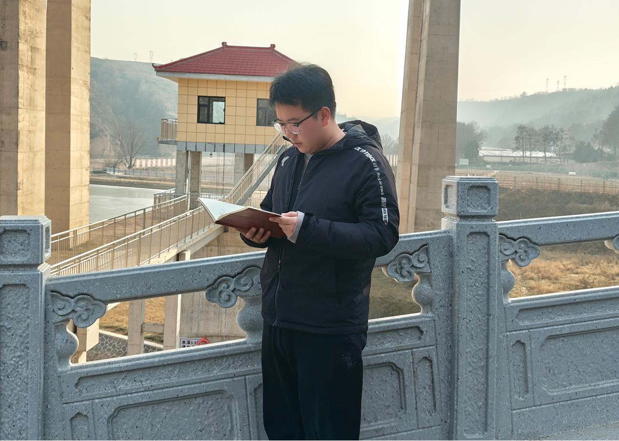 中共万象城线上平台委员会关于对2024年度“产投榜样”进行公示的公告(图2)